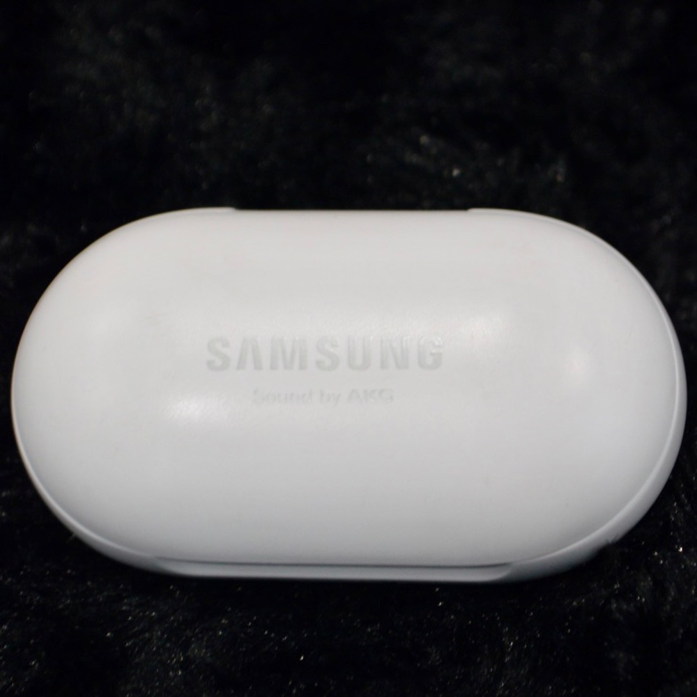 Samsung Galaxy In Ear Buds-Galaxy White SM-R170
